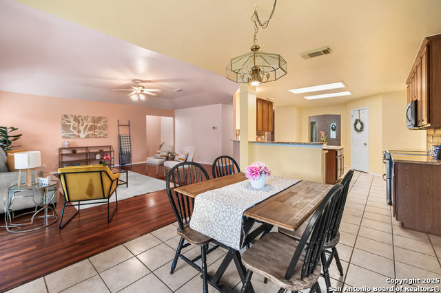 Image 11 of 35 For 8614 Cool Meadow