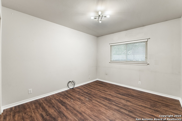 Image 29 of 35 For 8614 Cool Meadow