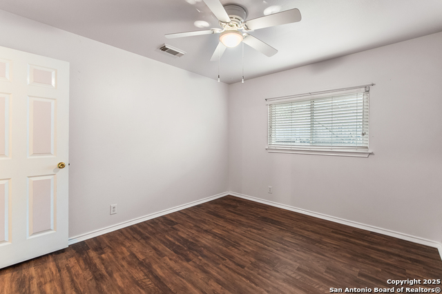 Image 32 of 35 For 8614 Cool Meadow