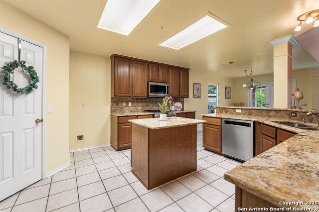 Image 9 of 35 For 8614 Cool Meadow