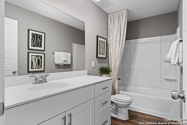 Image 3 of 31 For 415 White Heron Way
