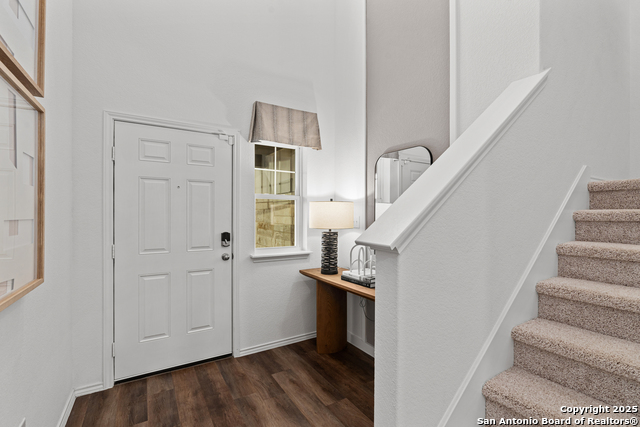 Image 8 of 31 For 415 White Heron Way