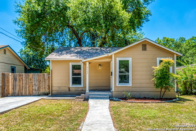 Details for 2122 Wildwood Dr W, San Antonio, TX 78201