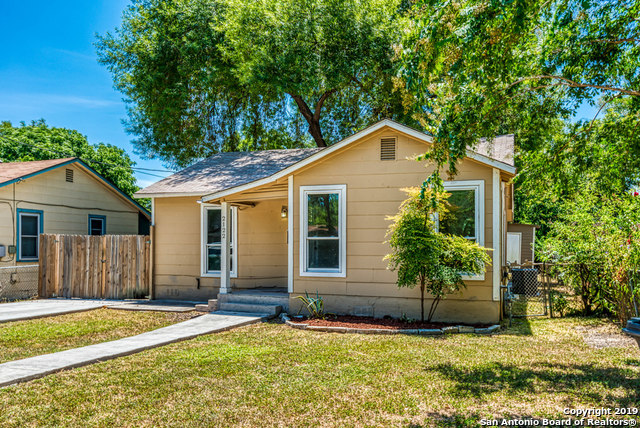 Image 3 of 22 For 2122 Wildwood Dr W
