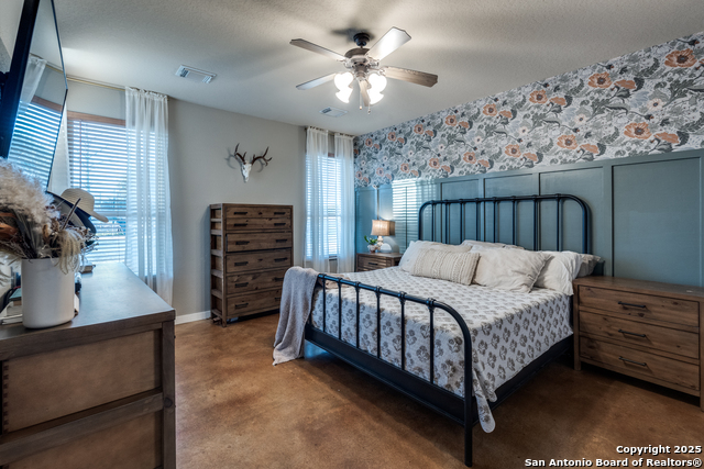 Image 10 of 31 For 2425 Oak Valley