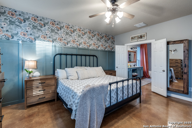 Image 11 of 31 For 2425 Oak Valley