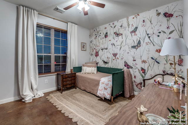 Image 15 of 31 For 2425 Oak Valley