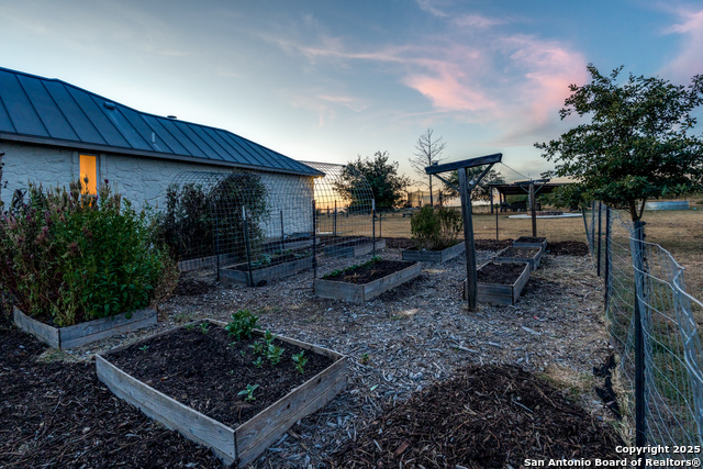 Image 21 of 31 For 2425 Oak Valley