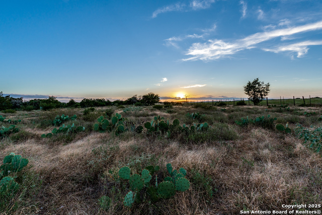 Image 25 of 31 For 2425 Oak Valley