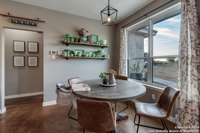 Image 8 of 31 For 2425 Oak Valley