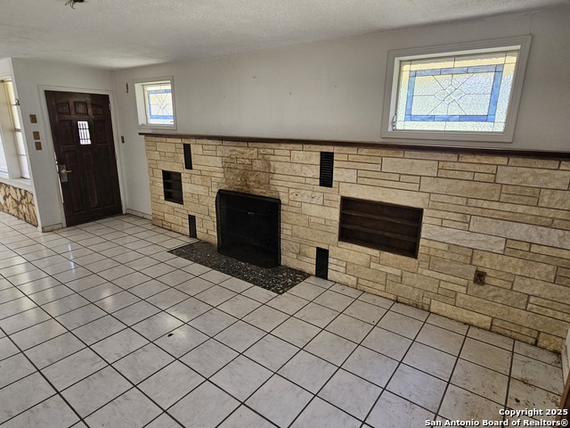 Listing photo id 12 for 29 Green Cedar Rd.