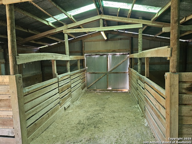 Listing photo id 33 for 29 Green Cedar Rd.