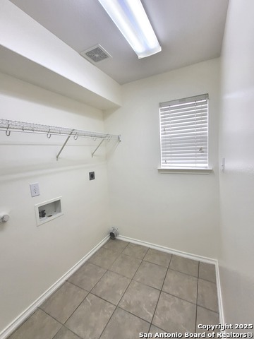 Image 11 of 24 For 10627 Arabian Sands