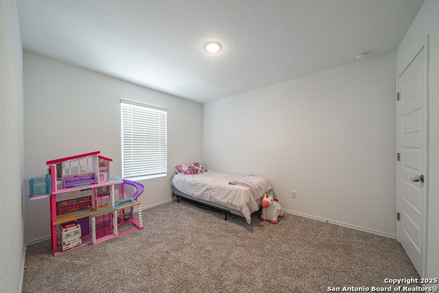 Listing photo id 16 for 4422 Chandler Rd 20