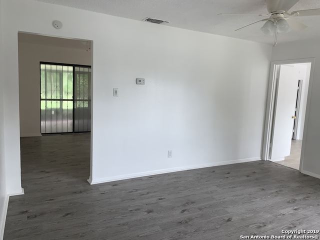 Image 2 of 13 For 1619 Moortown