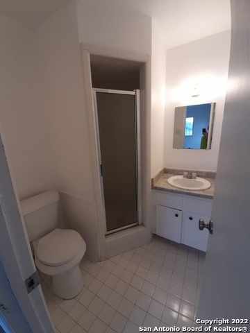 Image 5 of 13 For 1619 Moortown