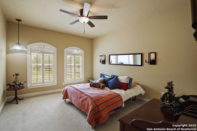 Listing photo id 22 for 303 Havenhurst