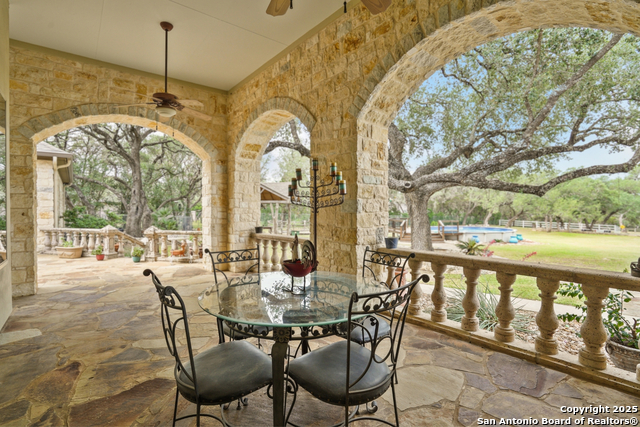 Listing photo id 28 for 303 Havenhurst