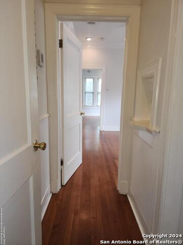 Image 13 of 17 For 1546 Rosewood Ave W