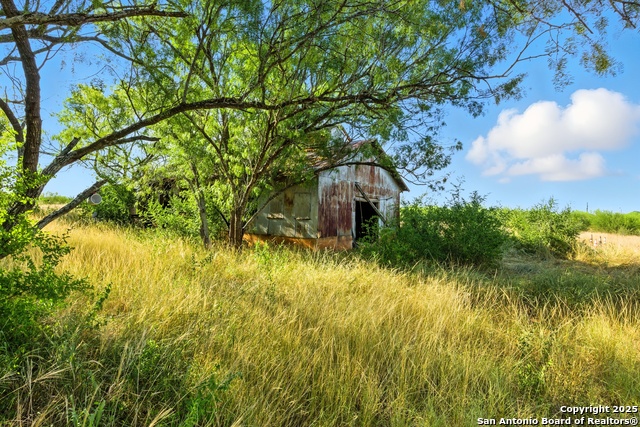 Image 18 of 20 For 723 County Road 106