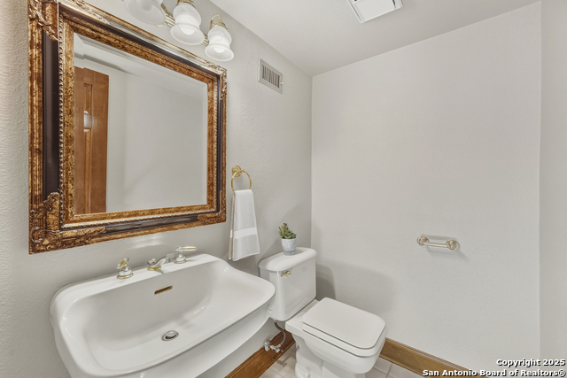 Image 39 of 61 For 14819 Seven L Trl