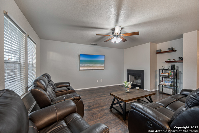 Image 16 of 25 For 7727 Copper Cave