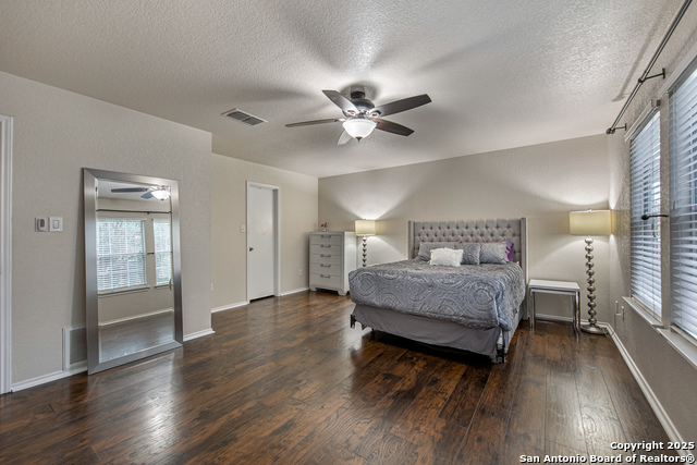 Image 21 of 25 For 7727 Copper Cave