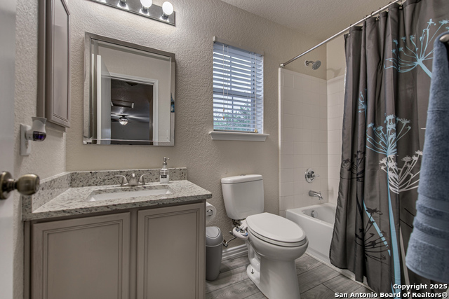 Image 4 of 25 For 7727 Copper Cave