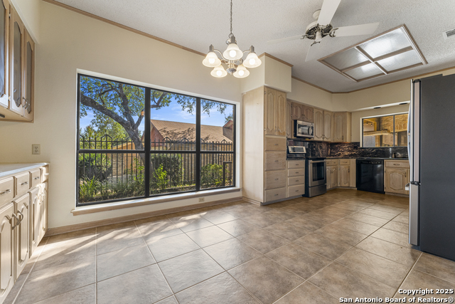 Listing photo id 13 for 3510 Wellsprings