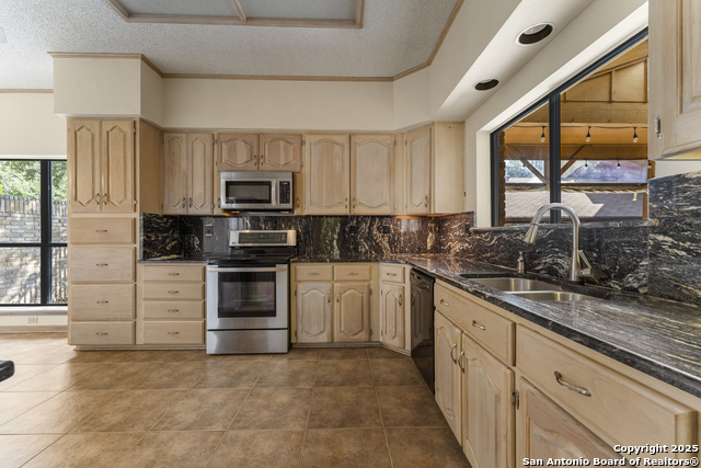Listing photo id 16 for 3510 Wellsprings