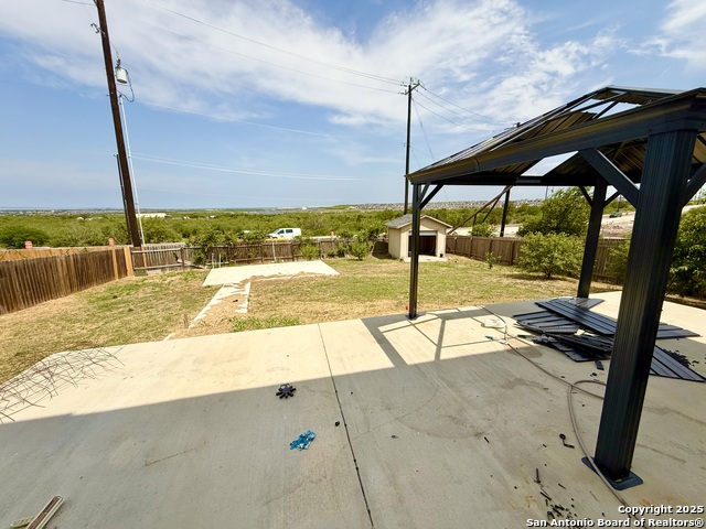 Listing photo id 26 for 6118 Kensinger Pass