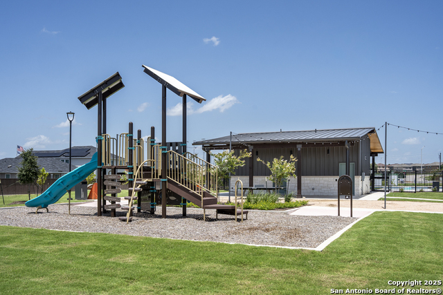 Image 7 of 16 For 1315 Atticus Ave