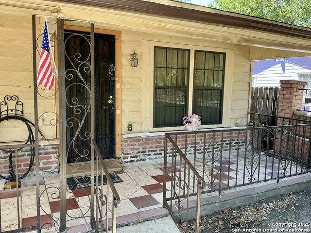 Details for 3718 Martin St. W, San Antonio, TX 78207