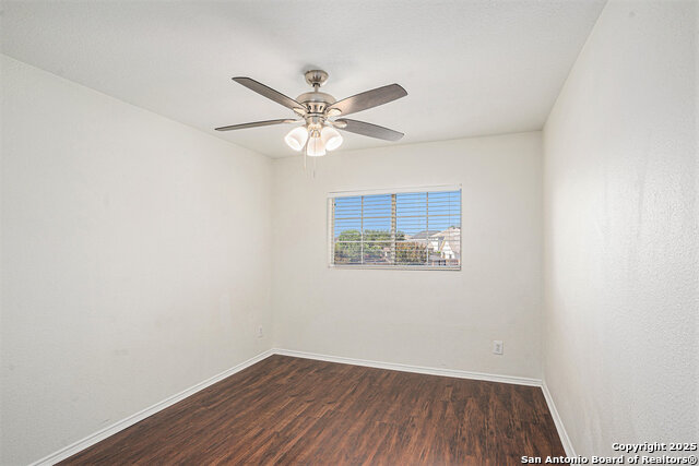 Image 12 of 16 For 9715 Woodland Pines