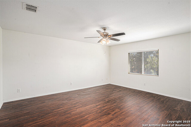 Image 13 of 16 For 9715 Woodland Pines