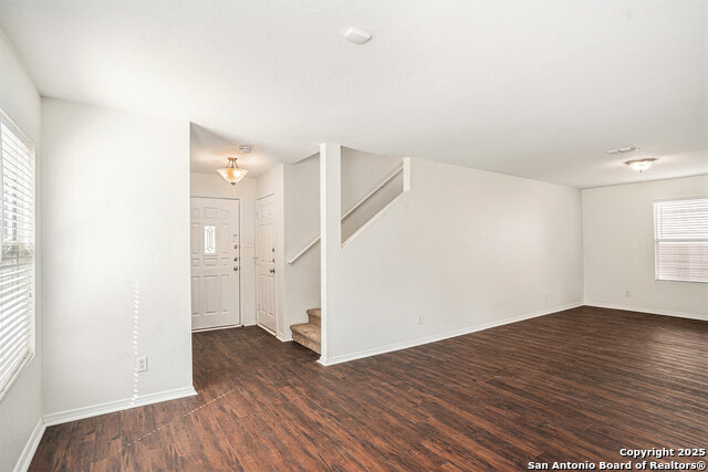 Image 2 of 16 For 9715 Woodland Pines