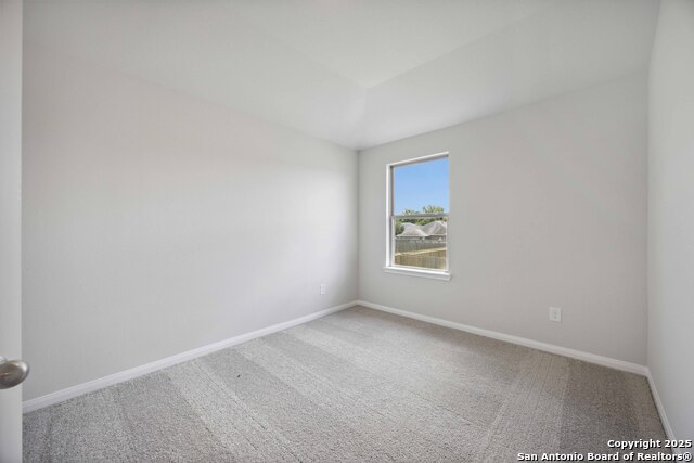 Image 17 of 25 For 5902 Willow Point Blvd