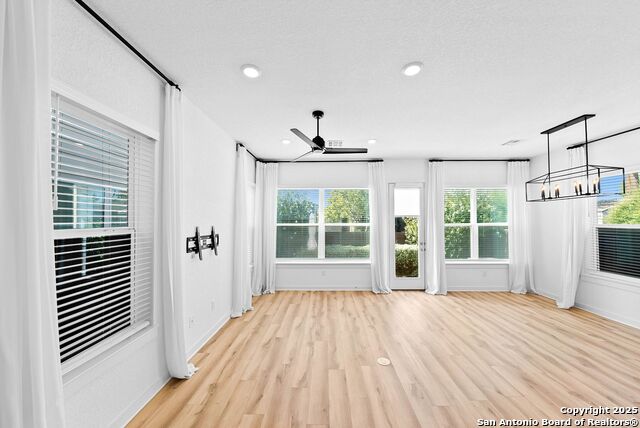 Image 8 of 37 For 5843 Whitby Unit 3