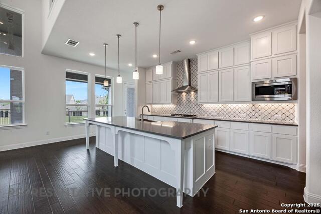 Image 4 of 27 For 108 Estrella Lane