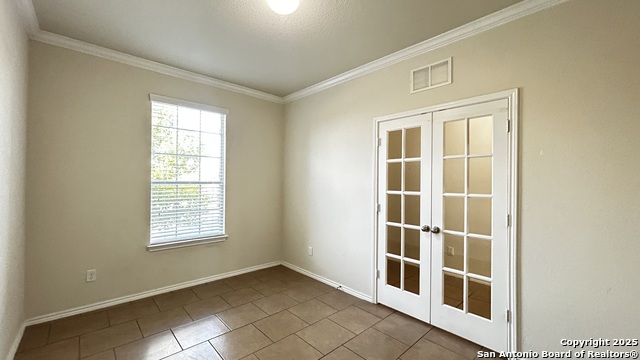 Image 2 of 21 For 1619 Crown Daisy