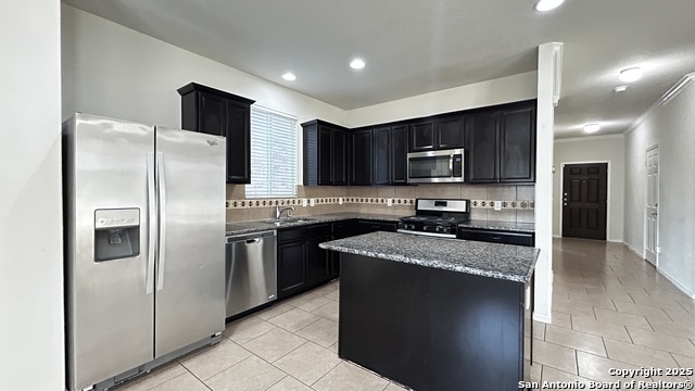 Image 6 of 21 For 1619 Crown Daisy