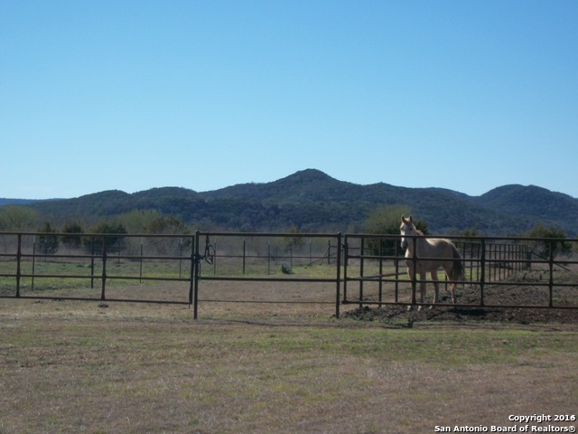 Image 17 of 27 For 11217 Fm 470