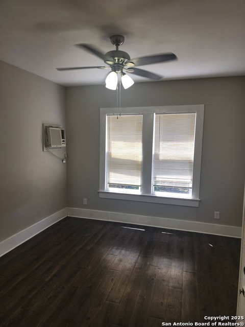 Image 9 of 13 For 632 Rigsby Ave  1