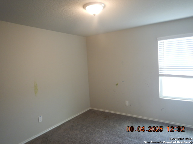 Image 10 of 14 For 9618 Pleasanton Ash