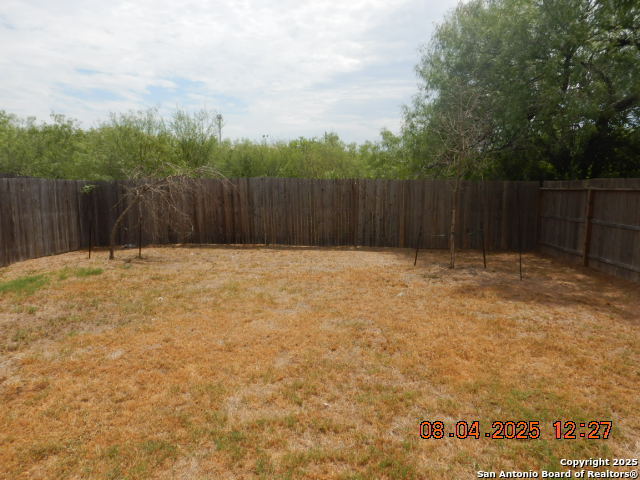 Image 14 of 14 For 9618 Pleasanton Ash