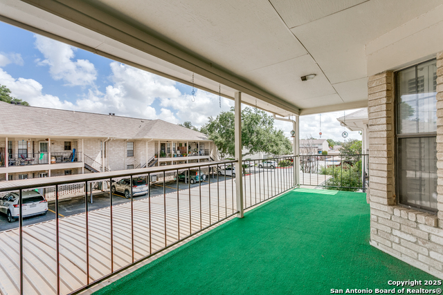 Image 13 of 18 For 2611 Eisenhauer  1103