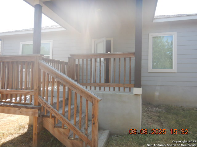 Listing photo id 14 for 4502 Westbourne Way