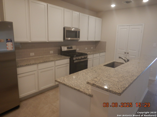 Listing photo id 6 for 4502 Westbourne Way