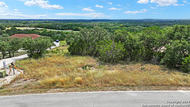 Image 7 of 13 For 27010 Rocky Rim