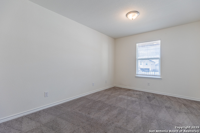 Listing photo id 13 for 11205 Plaudit